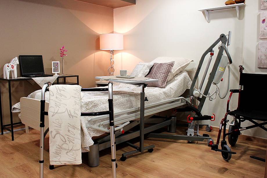 Comment améliorer le confort d’un patient grâce aux équipements médicaux à domicile ?